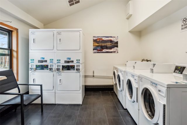 855 S 5th Avenue 376 photo 38