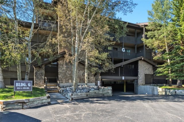 855 S 5th Avenue 376 photo 44