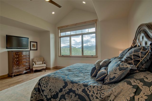160 Stonefly Drive photo 18