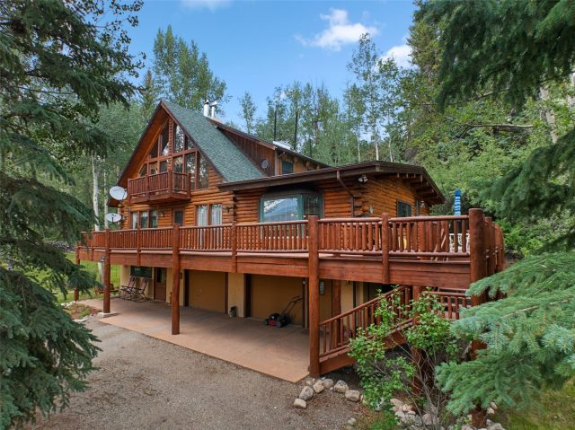 Home in Metes And Bounds - Wldsv, Silverthorne, CO — photo 2 (MLS S1070838)