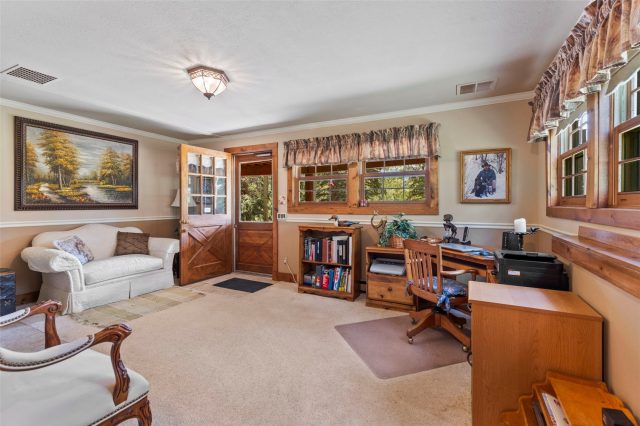192 Johnson Road photo 38