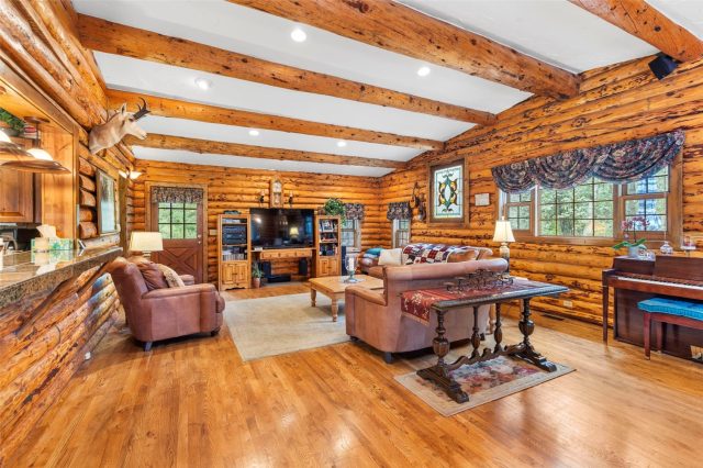 Home in Metes And Bounds - Wldsv, Silverthorne, CO — photo 6 (MLS S1070838)