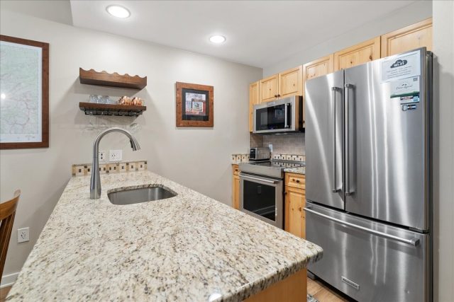 164 Copper Circle 502 photo 8