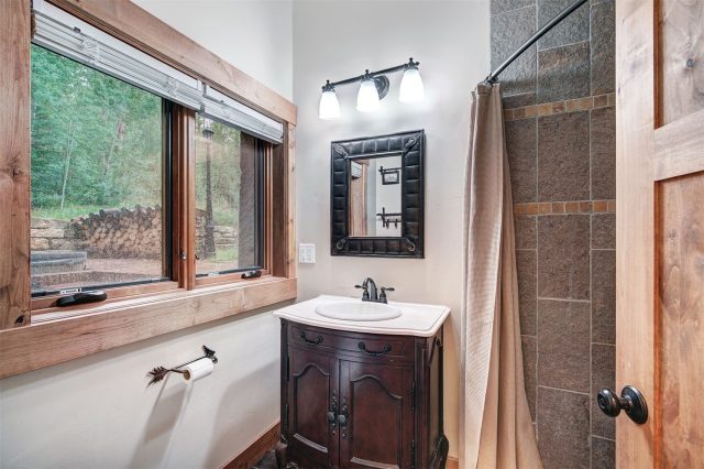 87 Wagon Road photo 32