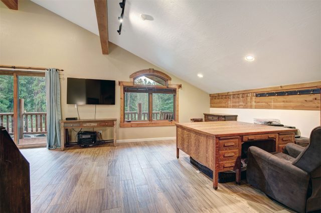 87 Wagon Road photo 42