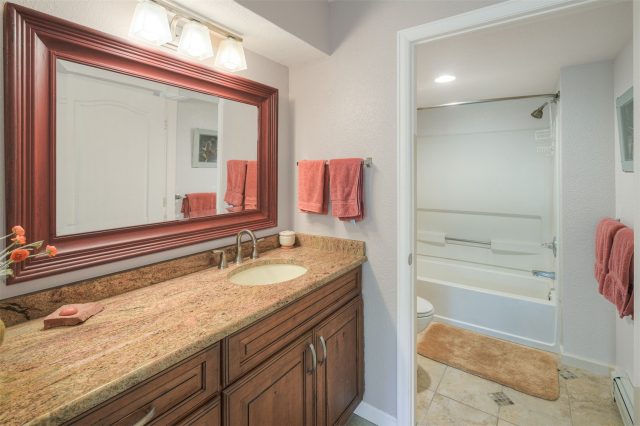 93 Pelican Circle 802 photo 12