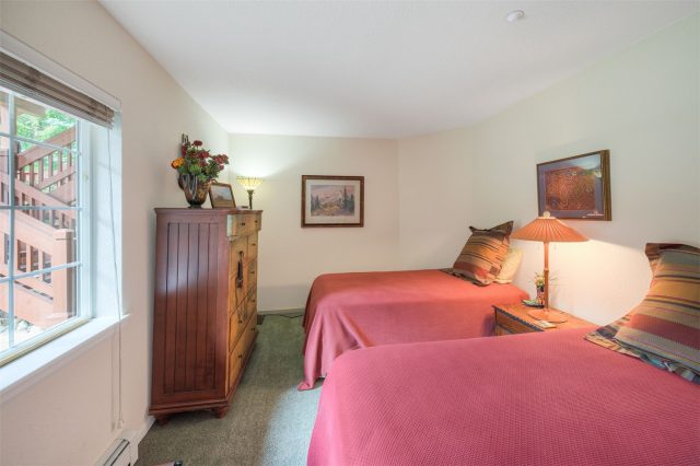 93 Pelican Circle 802 photo 13