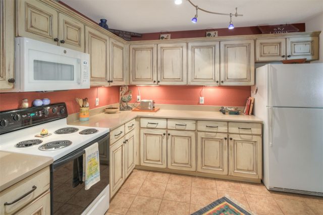 93 Pelican Circle 802 photo 8