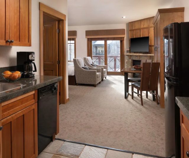 600 S Main Street 4106a/wk1 photo 4