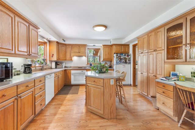 164 Sherwood Trail photo 17