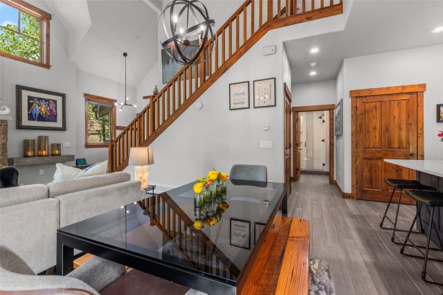 63 Mountain Thunder Drive 305 photo 5