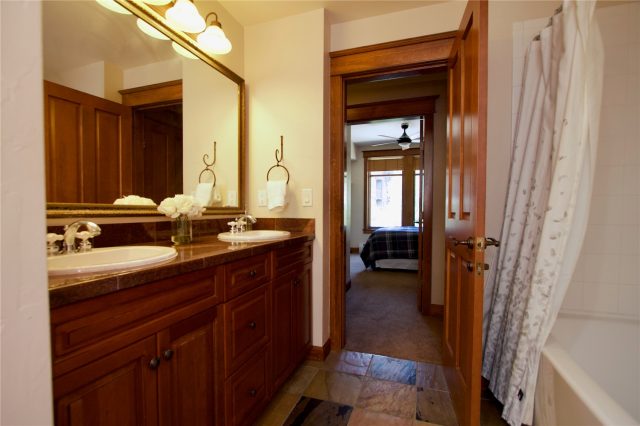 176 Copper Circle 309 photo 11