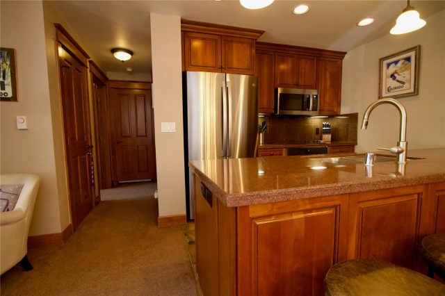 176 Copper Circle 309 photo 24