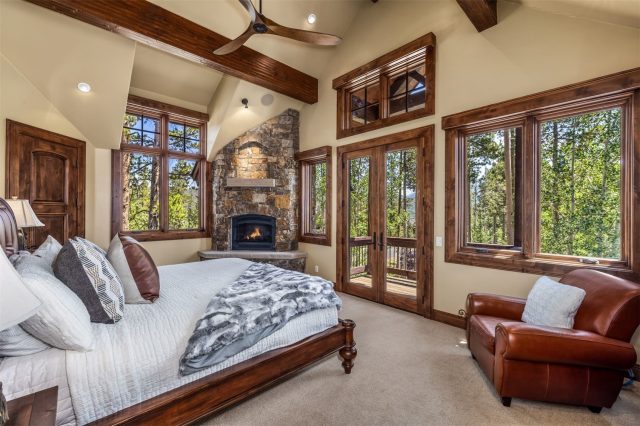 345 Peerless Drive photo 19