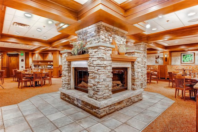 611 Village Road 23220 photo 32