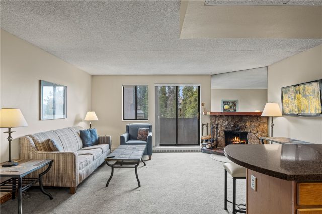 611 Village Road 23240 photo 2