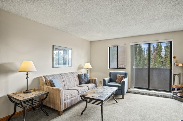 611 Village Road 23240 photo 3