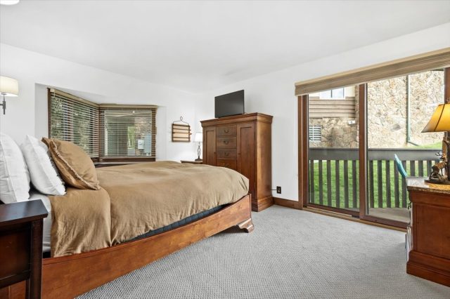 413 W La Bonte Street 101 photo 25