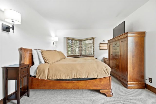 413 W La Bonte Street 101 photo 26