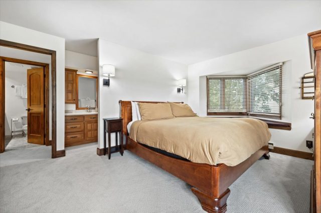 413 W La Bonte Street 101 photo 27