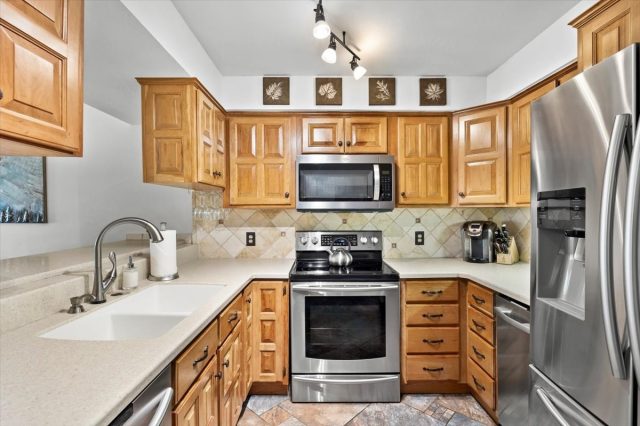413 W La Bonte Street 101 photo 8