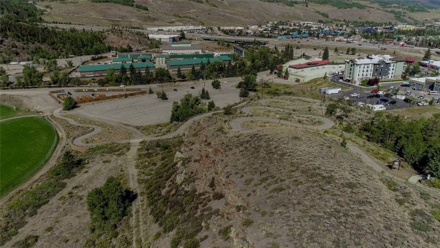 889 E Anemone Trail photo 30