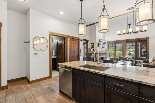 610 Columbine Road 6409 photo 19