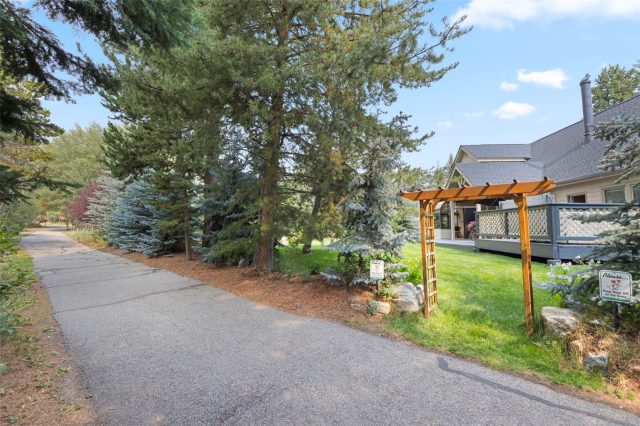 207 Emily Lane photo 9
