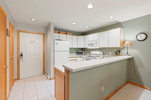 60 Oro Grande Drive 203 photo 8