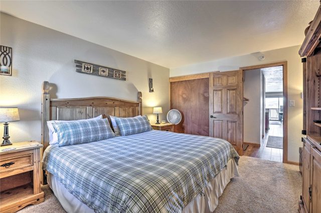 311 W La Bonte Street 206 photo 12