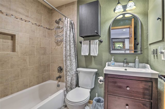 311 W La Bonte Street 206 photo 14