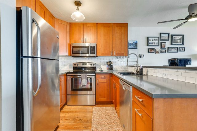 311 W La Bonte Street 206 photo 6