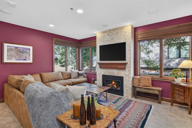 75 Masters Drive photo 16