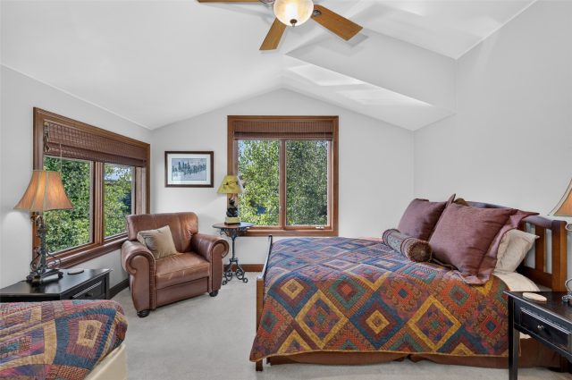 75 Masters Drive photo 20