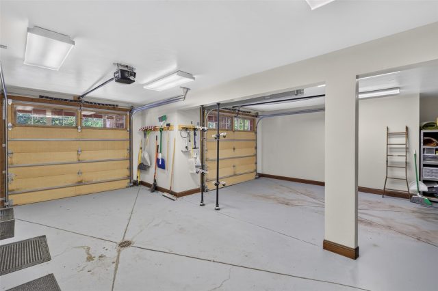 75 Masters Drive photo 29