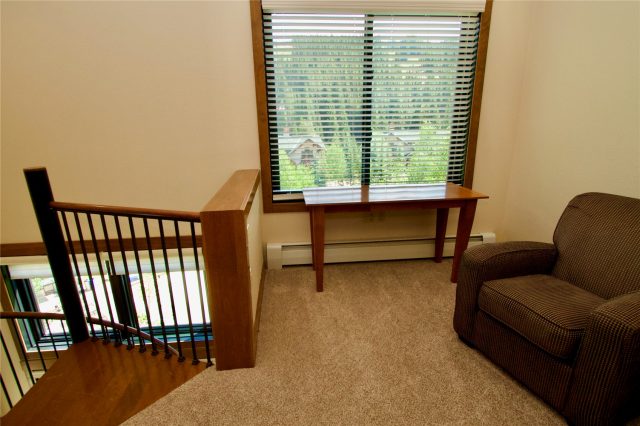 172 Beeler Place 301 C photo 9