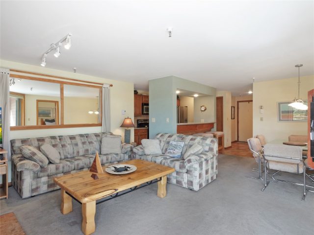 180 E La Bonte Street 415 photo 12