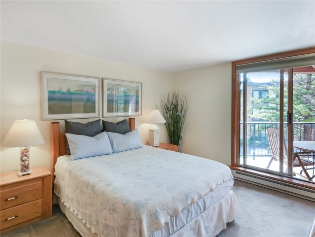 180 E La Bonte Street 415 photo 22