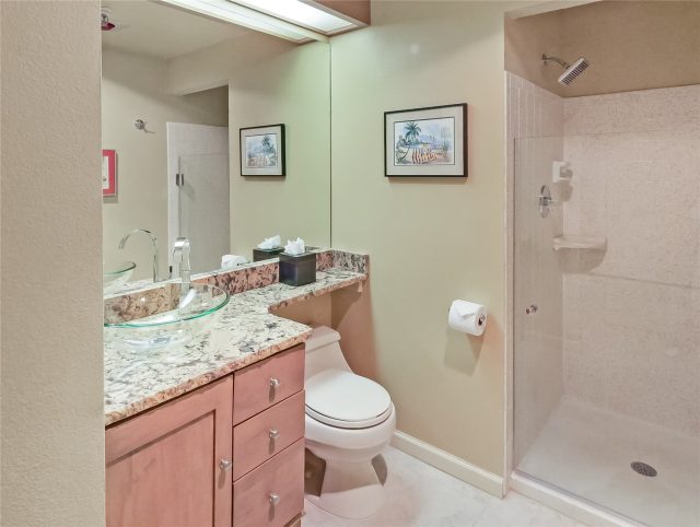 180 E La Bonte Street 415 photo 26