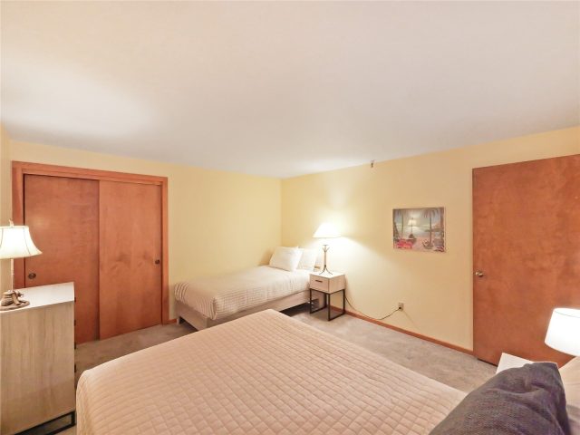 180 E La Bonte Street 415 photo 28