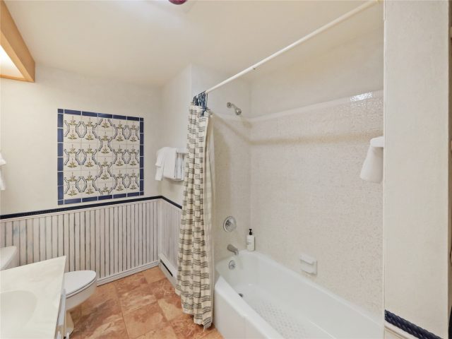 180 E La Bonte Street 415 photo 33