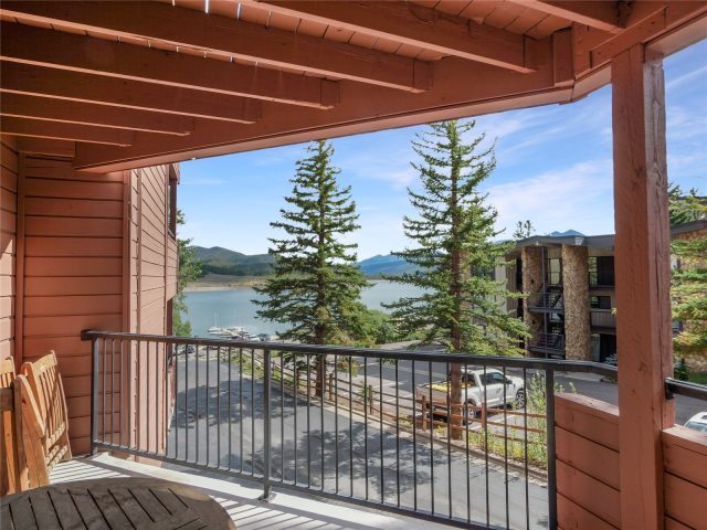 180 E La Bonte Street 415 photo 36