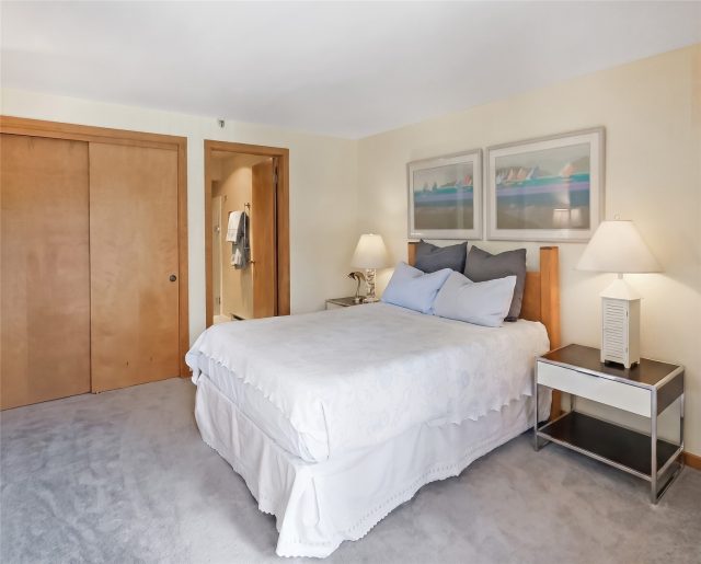 180 E La Bonte Street 415 photo 4