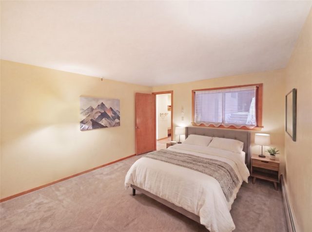 180 E La Bonte Street 415 photo 5