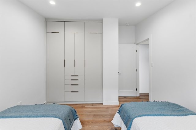 302 S High Street 2 photo 14