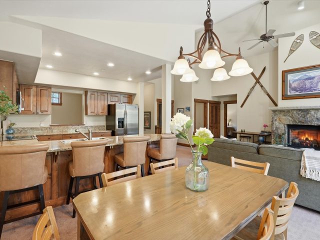 63 Mountain Thunder Drive 304 photo 10