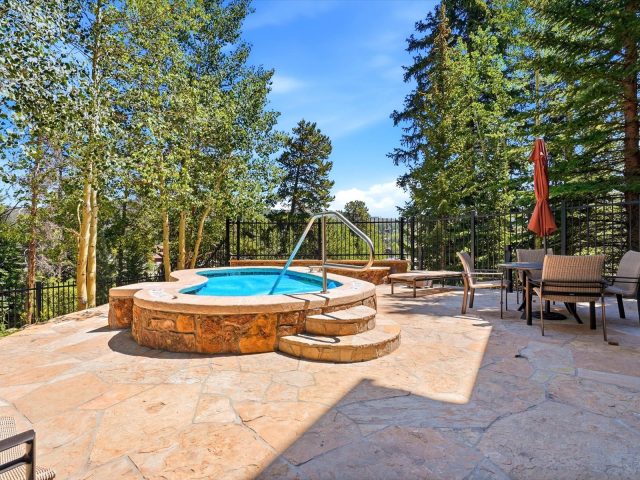 63 Mountain Thunder Drive 304 photo 21