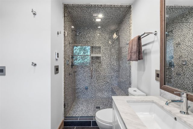 114 N Harris Street 114 photo 23