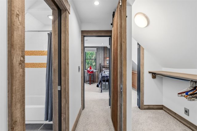 114 N Harris Street 114 photo 30