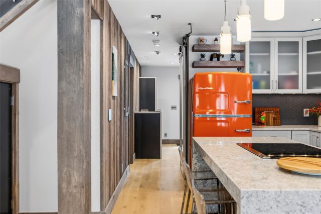 114 N Harris Street 114 photo 8